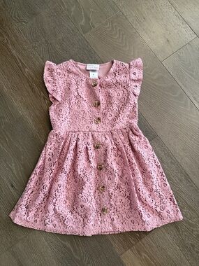 Girls Little Lass Pink Lace dress.size:4T. Gently Used.